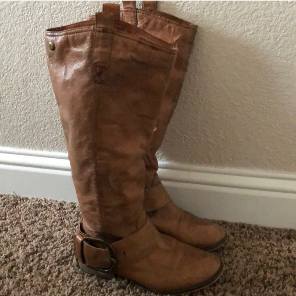 Steve Madden brown leather boots